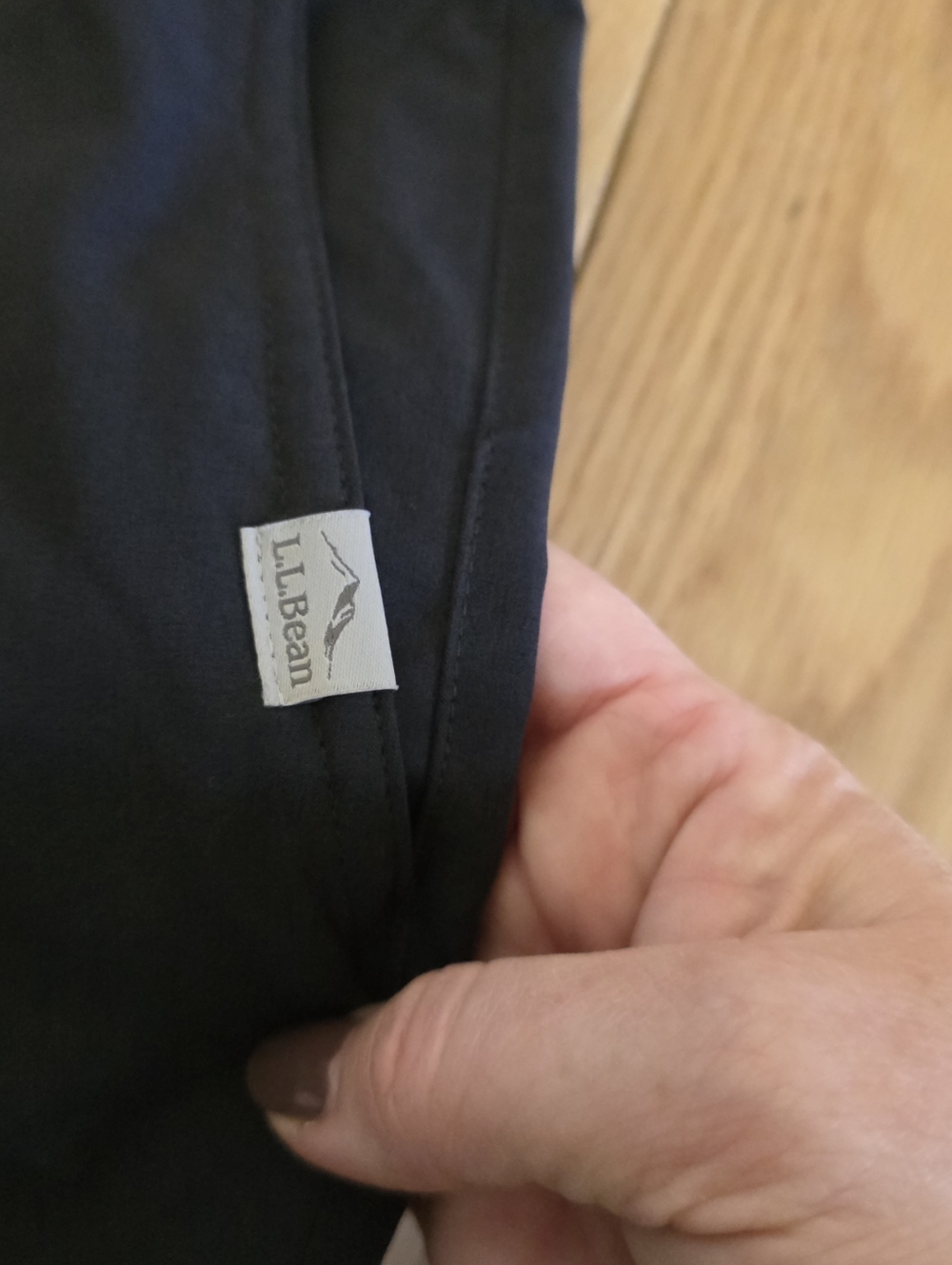 L.L. Bean Men's Multisport Pants Black Pull On Elastic Waist Draw String Hiking - Picture 3 of 4
